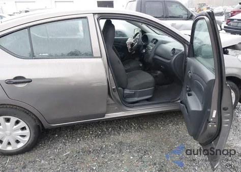 2017 Nissan Versa 1.6 S+ from USA, damaged, VIN 3N1CN7AP0HL904113